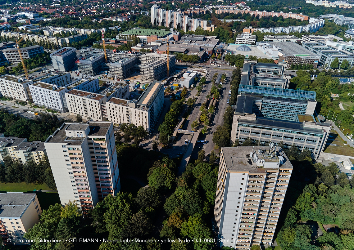 19.09.2021 - Perlach Plaza und Umgebung in Neuperlach 